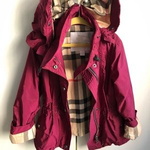 Burberry Kids Jacket in Burgundy and Beige